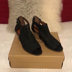 Women’s Lucky Brand sandals